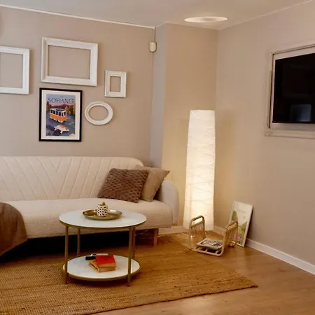 Lägenhet Hidden Courtyard Gem - House In Center